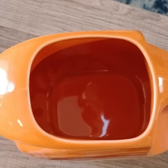 Fiestaware Disc Pitcher orange - Picture 5 of 6